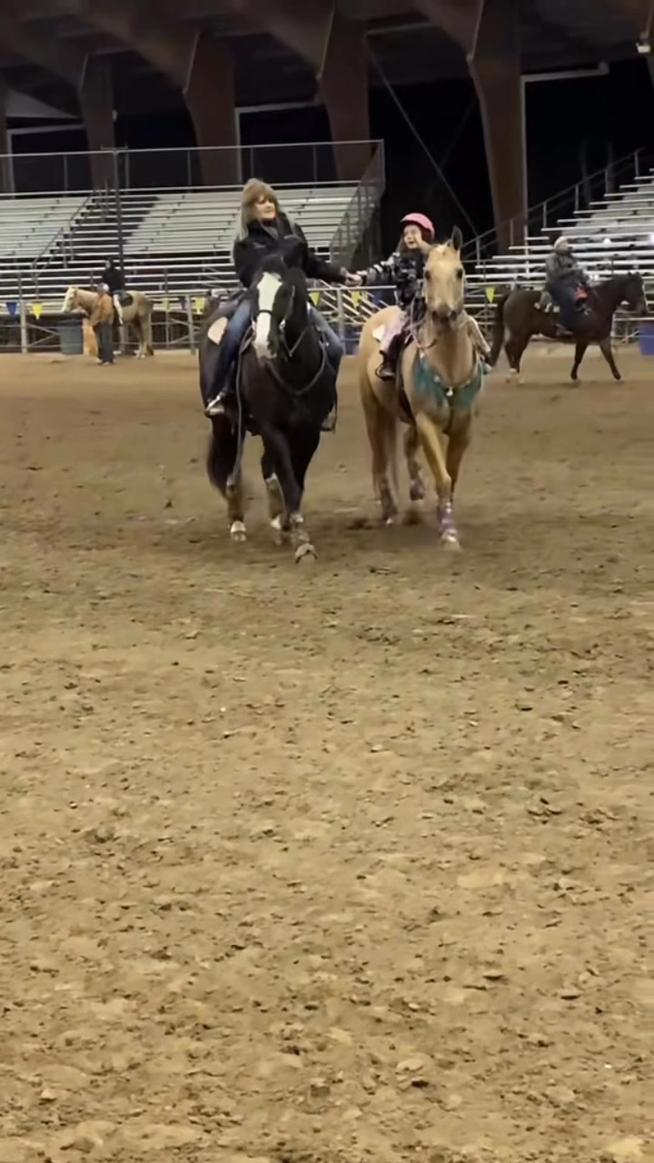 2024 ️ 🙏 🤠 🐎 #rodeo #cowgirl #barrelracer | W/W Stables | Facebook