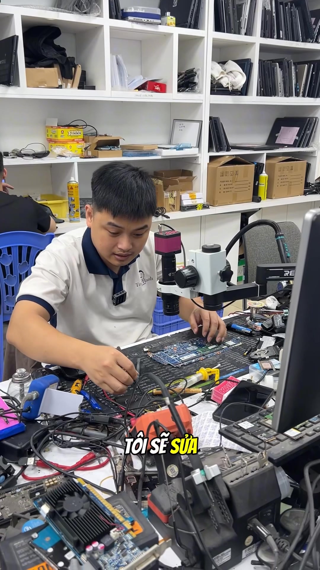 Bạn khách vui tính #toantaymay #computer #suachualaptop #suachua # ...