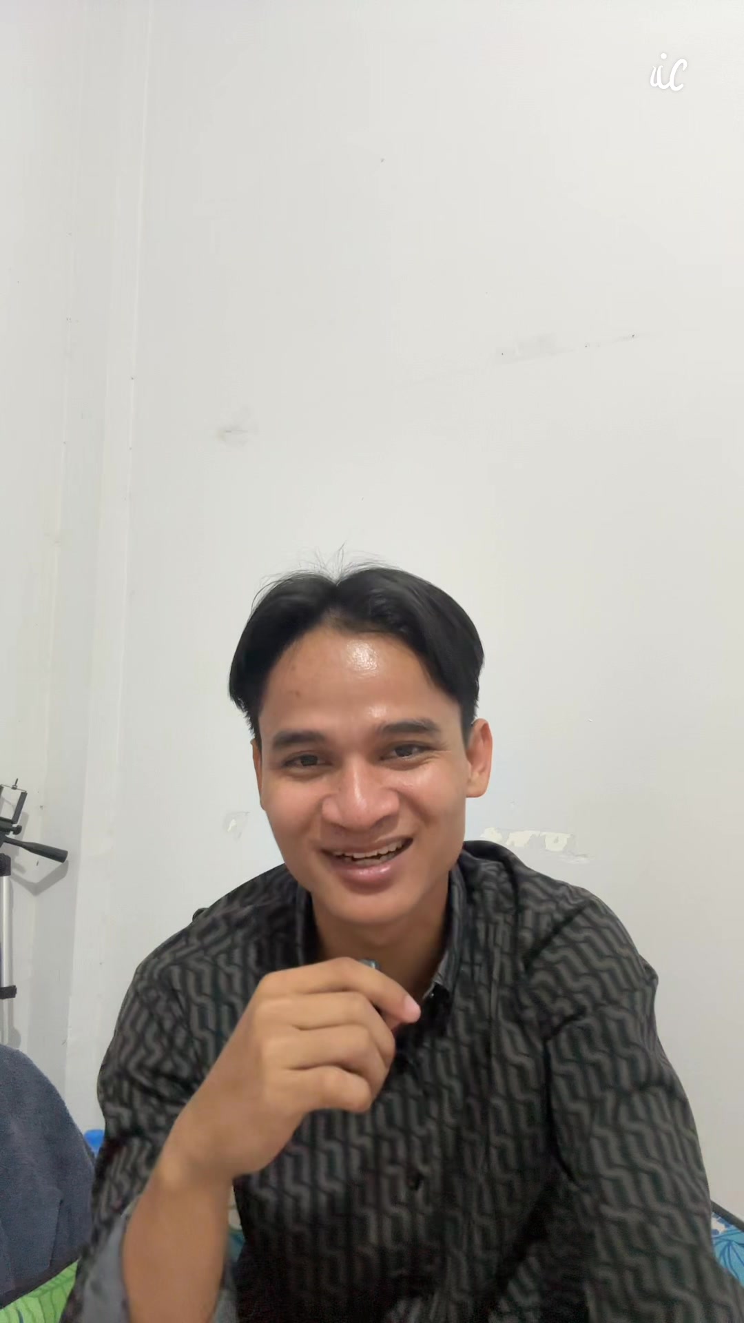 ខំតែដេក....🙄😅 | RITHY KIN | Facebook