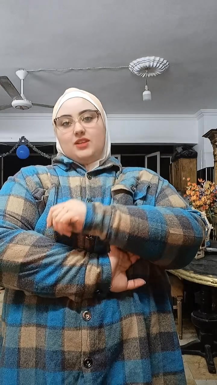 عالم تجارب خوخة