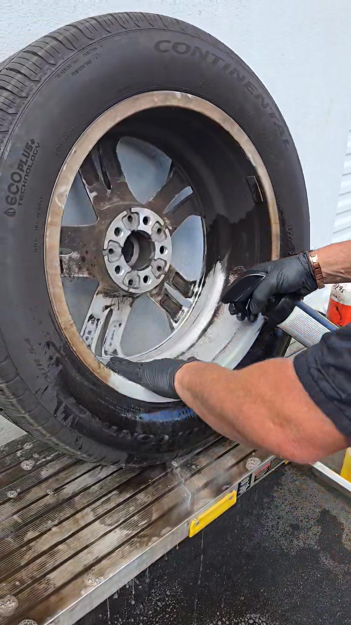 Dura Coating Technology Wheely Clean Concentrate - Professional Wheel ...