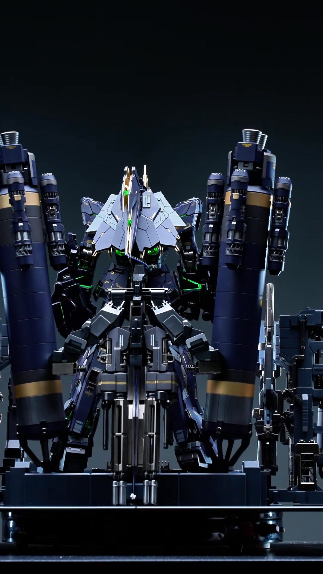 Thật tuyệt vời luônn | Box8 Gundam | Facebook