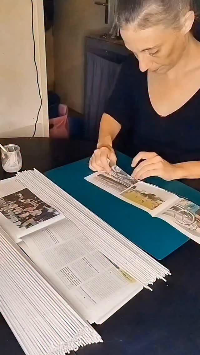 Après un rangement du stock de tubes de papier , je me suis retrouvée ...