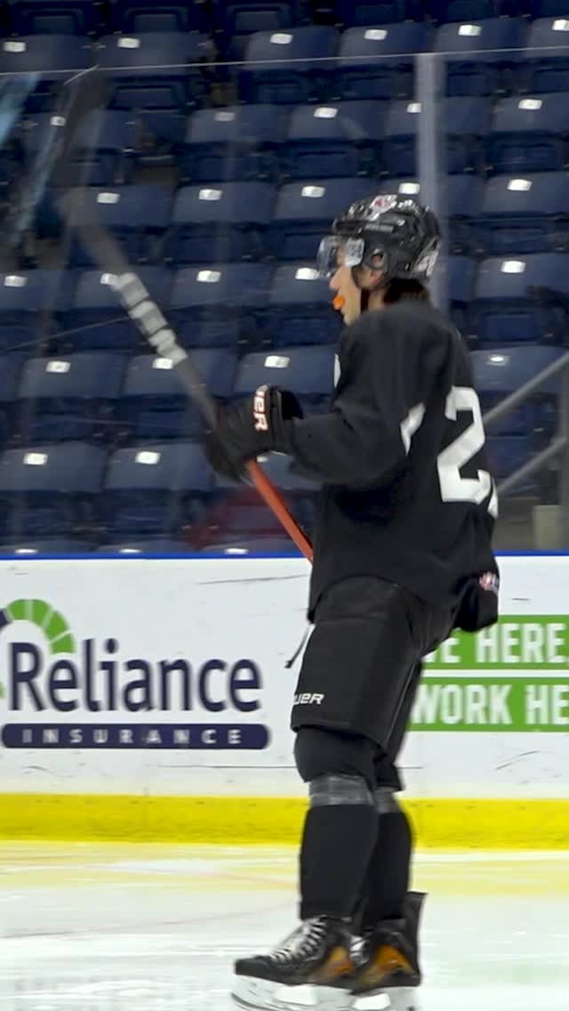 Markus Ruck on the mic during practice 🎤 🐅 #WHL #Hockey #Micdup # ...