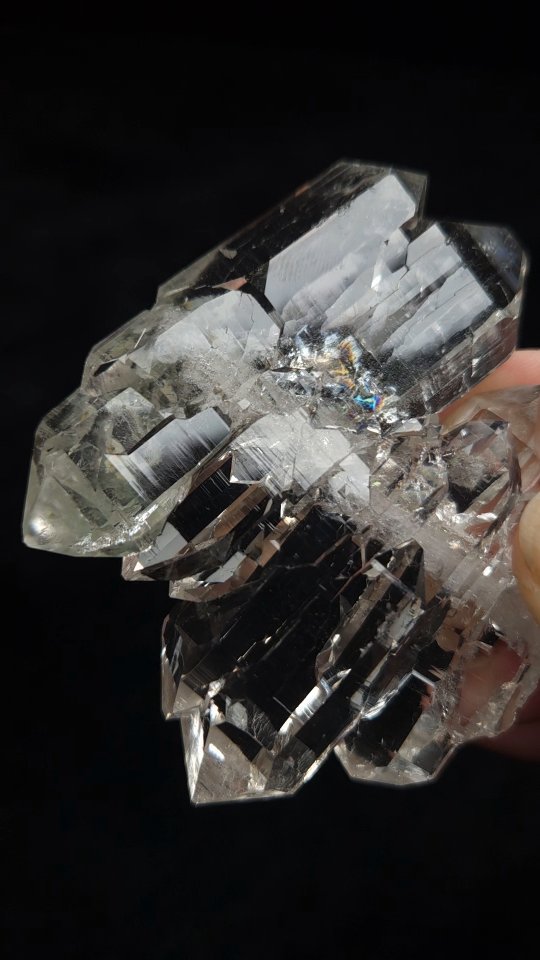 Faden Quartz ? #fadenquartz #crystals #quartz #minerals #geology