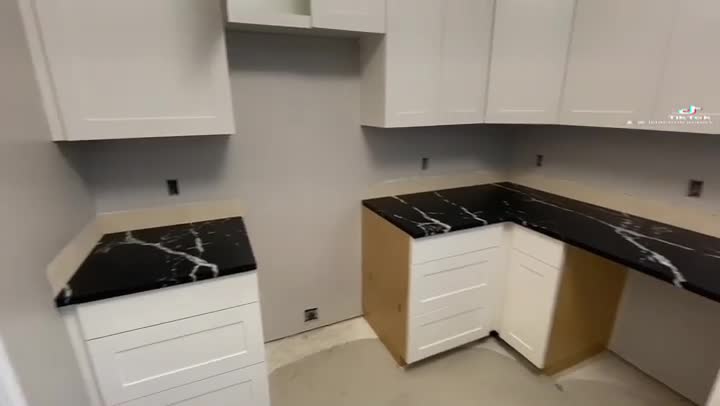 Isla Contractors LLC - Home