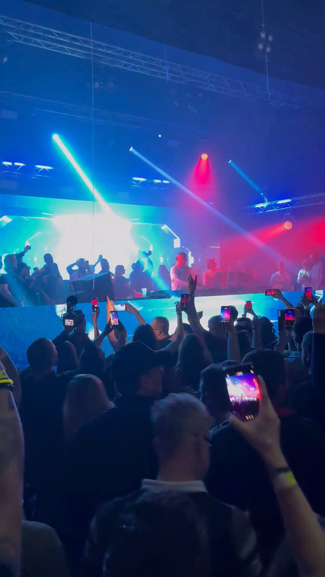 U petak na Trance Titans Rave večeri u Boogaloo Zagreb imali smo ...