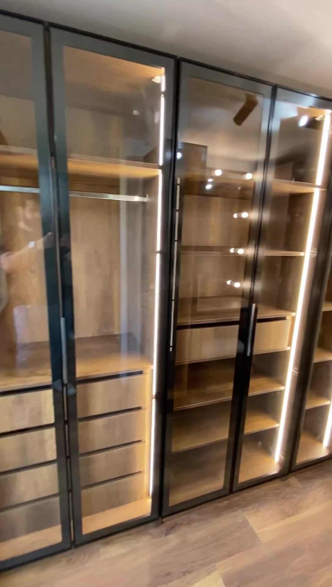 dressing glass design Dressing-Room Mixing of HPL& Metal Doors With Profile Lighting , Interior Ahmed Saleh Designs, #vandrkitchens #victoryassadesigns #hpl #blum #lighting Color:Solid Black global-fashion_detail-Lace Mother Daughter Dress - Wardrobe glass top