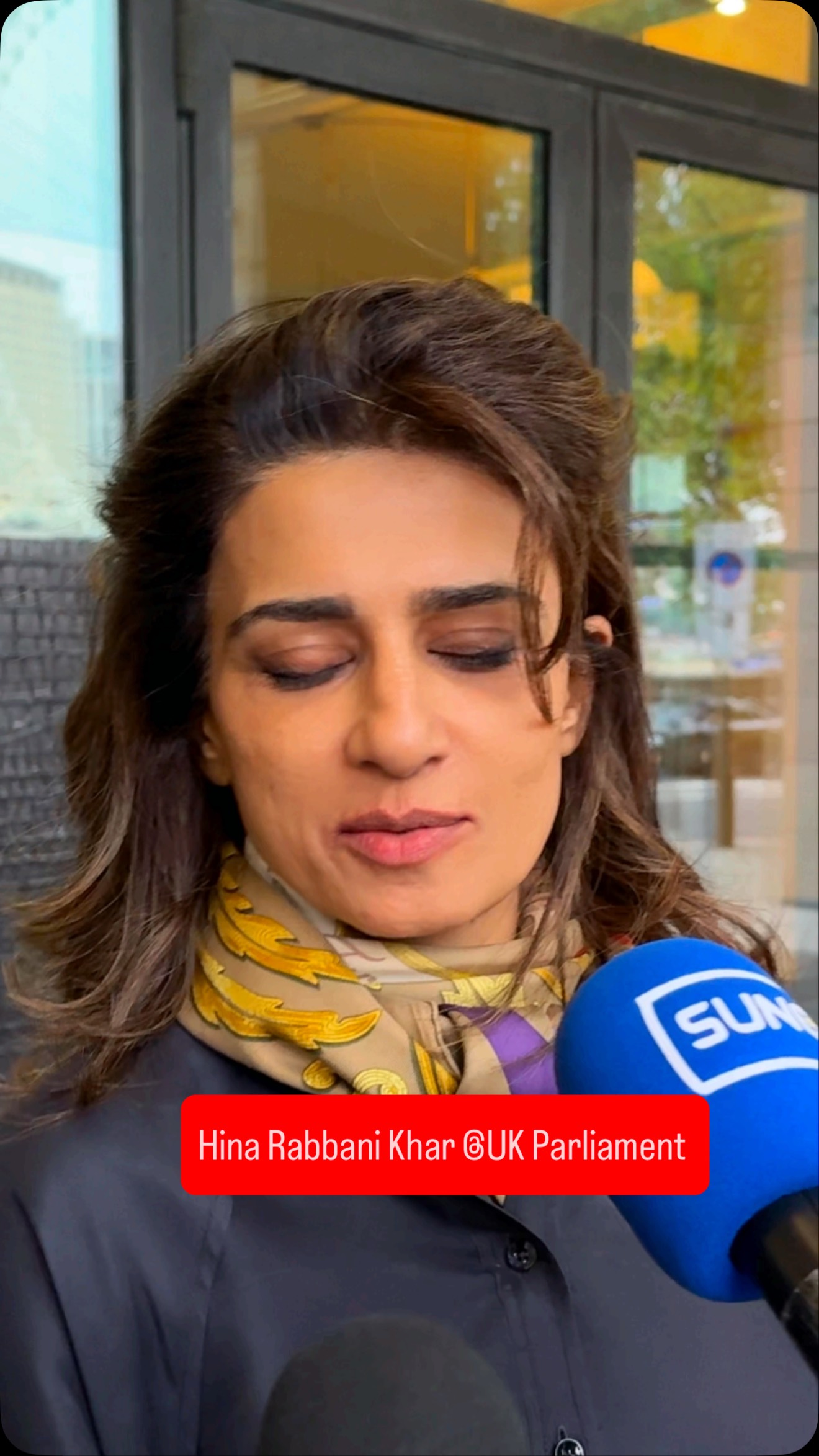 Hina Rabbani khar media talk after meeting with uk Members of ...