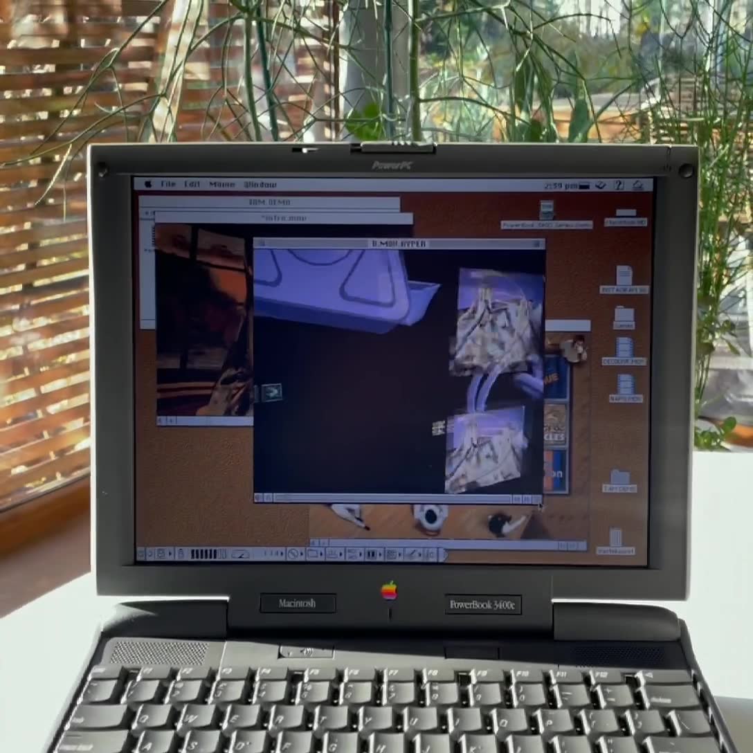 Macintosh Powerbook 3400c in pristine condition found