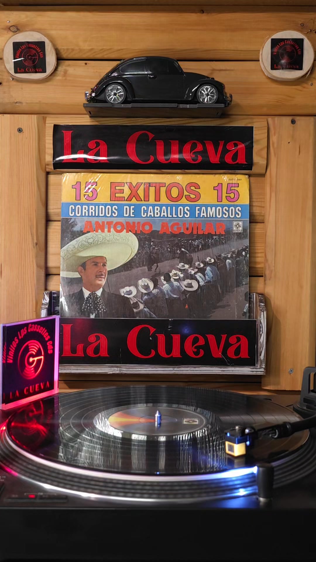 Antonio Aguilar El Cantador 15 Exitos 15 Corridos De Caballos