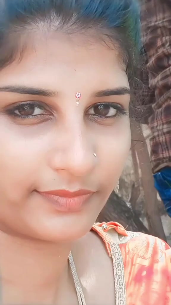 Rani R on Reels | Facebook