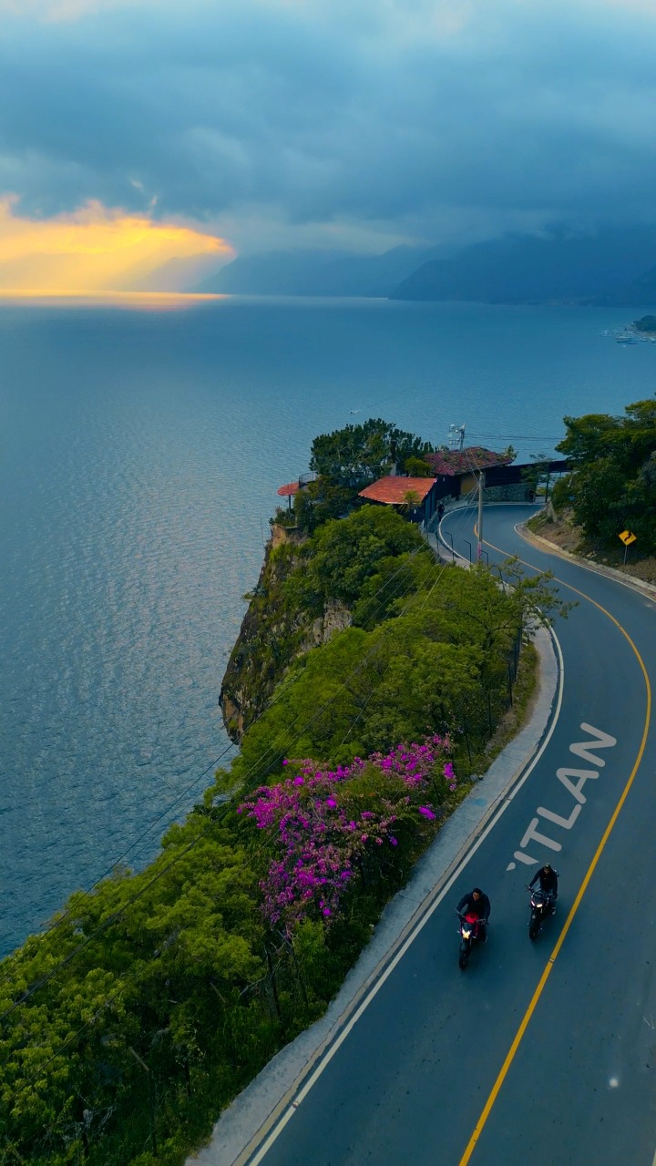 Sin duda el lago mas hermoso del planeta se encuentra en Guatemala