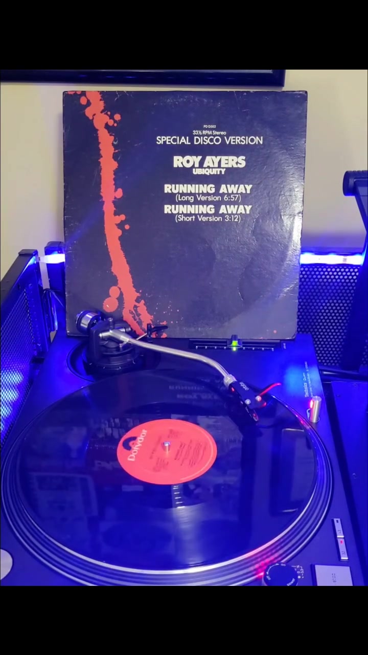 Running by Roy Ayers. A dancefloor classic. R.I.P. #royayers