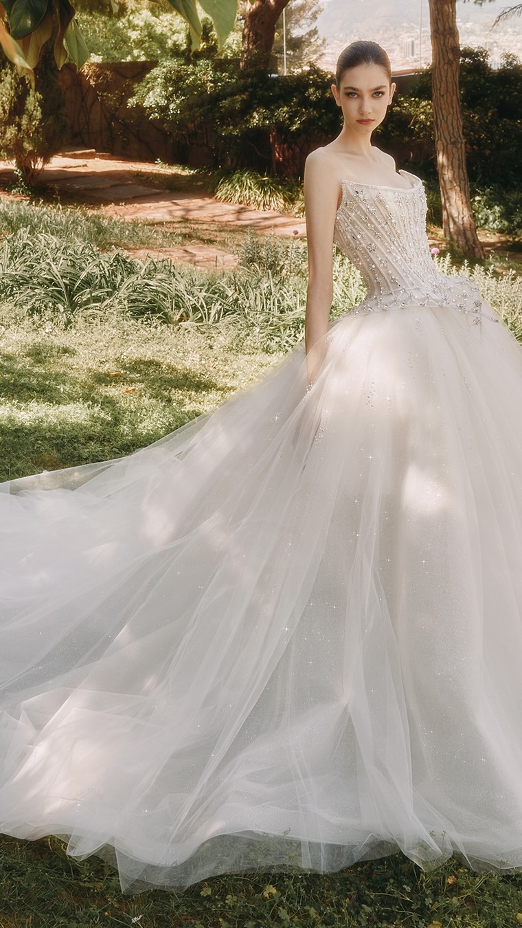 jimmy choo wedding dress Join us August 10–16 for an exclusive The Atelier by Professor Trunk Show at Panache Beverly Hills., Discover breathtaking couture bridal gowns renowned for their impeccable craftsmanship, Designer Color:Walnut Brown MD 1/16/24 Amazon.com: HTBVGO Chiffon Long