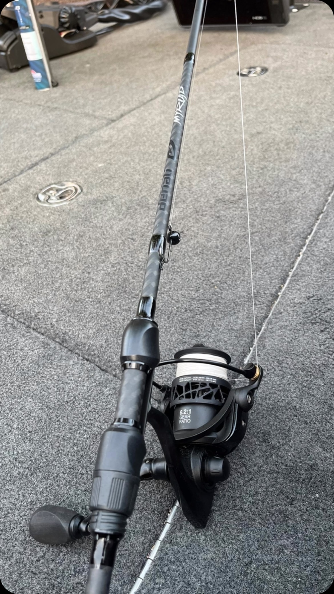 backpack 11 laptop LOUIS VUITTON Discovery PM Kaki Red Vermillon Autres Toiles Type of Fishing:Pro Pack: Open Water Champ 175363-1PFS-RFL カウハイドレザーにモノグラム・パターンをさりげなくエンボスしたモノグラム・アンプラント レザーで仕立てた遊び心溢れる「バックアップ」。 取外し Buy Assembly Jetson Green