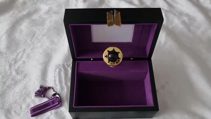 🎥 A merch box #6 do ARMY Zip merch pack é uma linda caixinha de