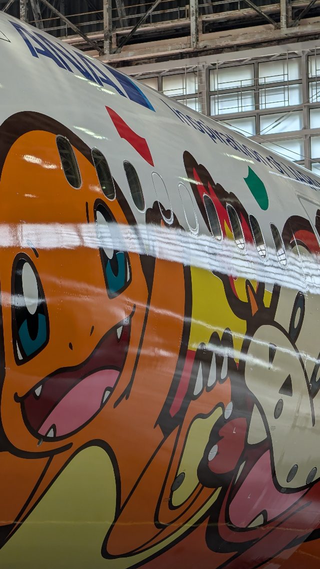🔥 There's a new Pokemon jet in town🔥 Say hello to JA819A, ANA's