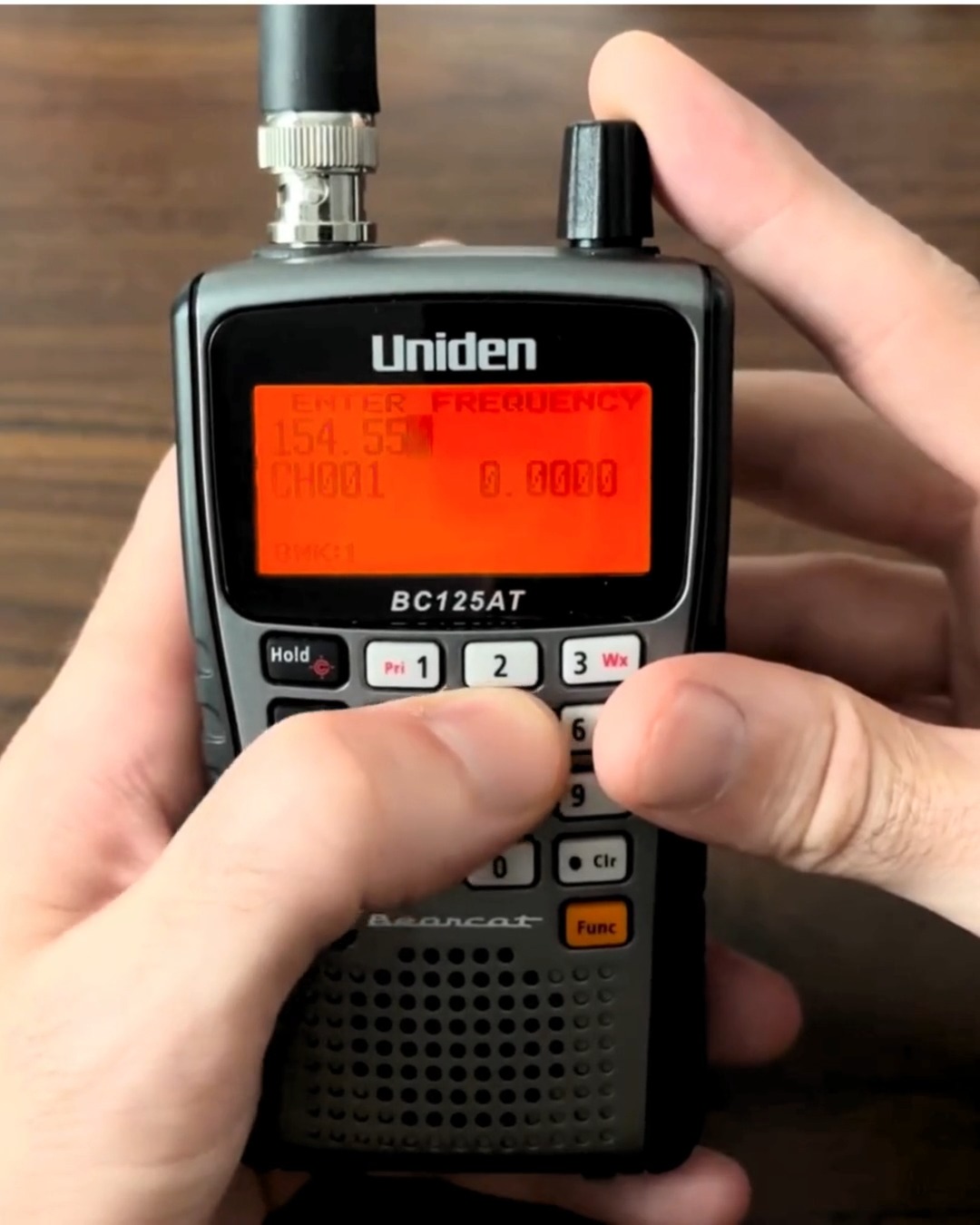 Uniden - Uniden's SDS100 True I/Q Scanner incorporates Software