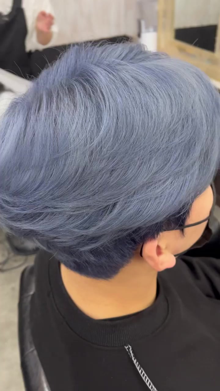 혜미 실장🥸 청색과 보라색 섞인 모드네이비 컬러입니다. 이 컬러는 차갑고 차분한 이미지를 만들 수 있습니다^^ *색 빠지면서도 ...