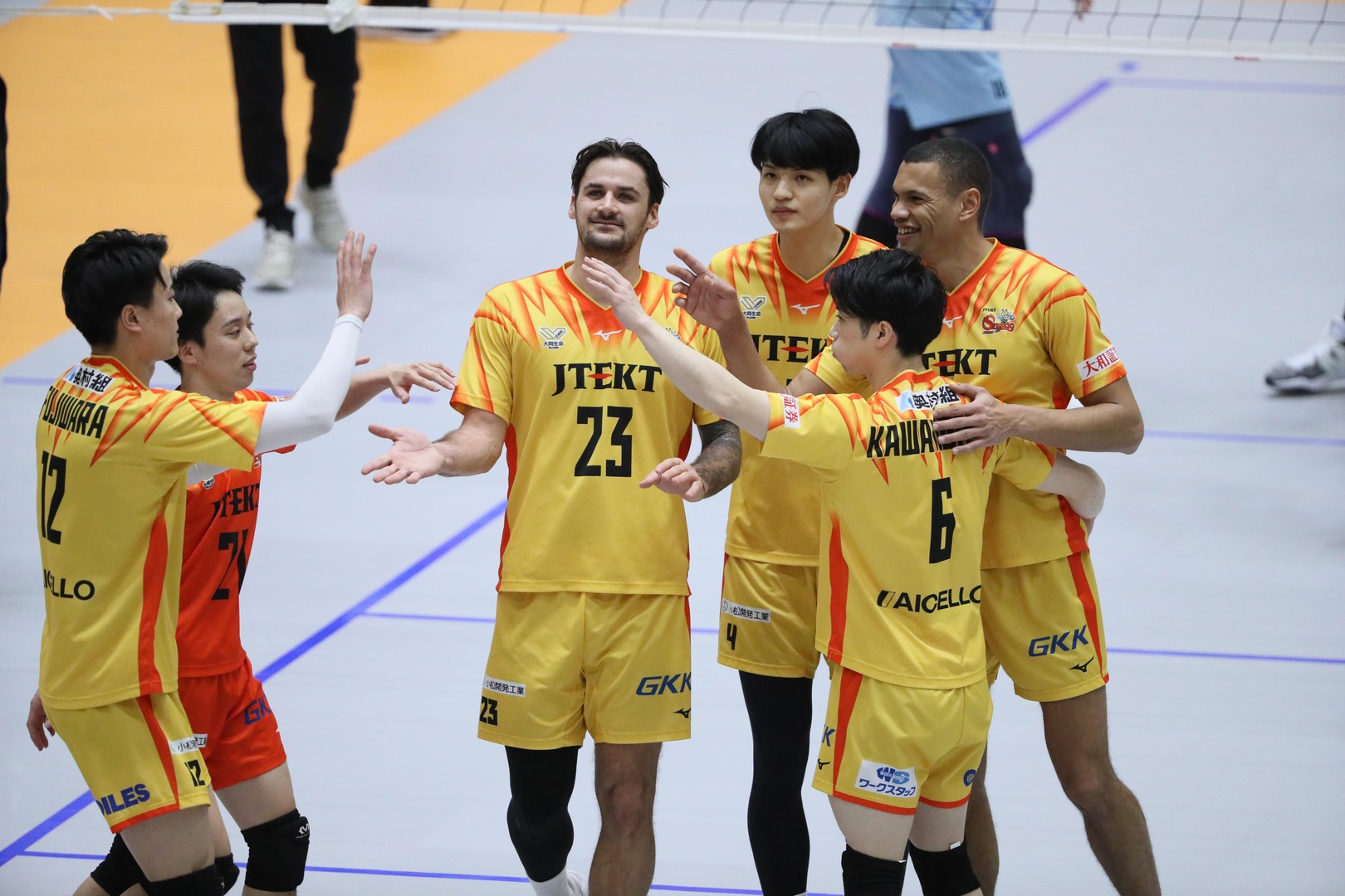 PLAY OF THE WEEK! 🔥 When TJ Defalco 🇺🇸 gets close to the net