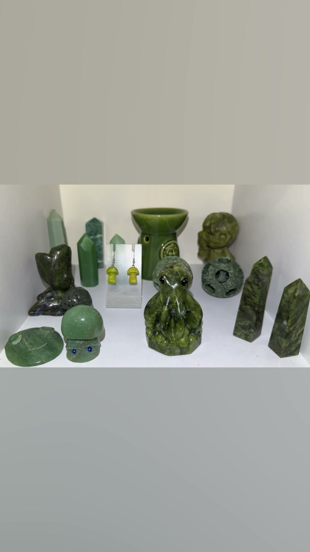 【GREEN CRADLE：緑彩の揺り篭】Mineral ART No.002 North Shore Crystals and Minerals Open Shop Saturday on September 26th