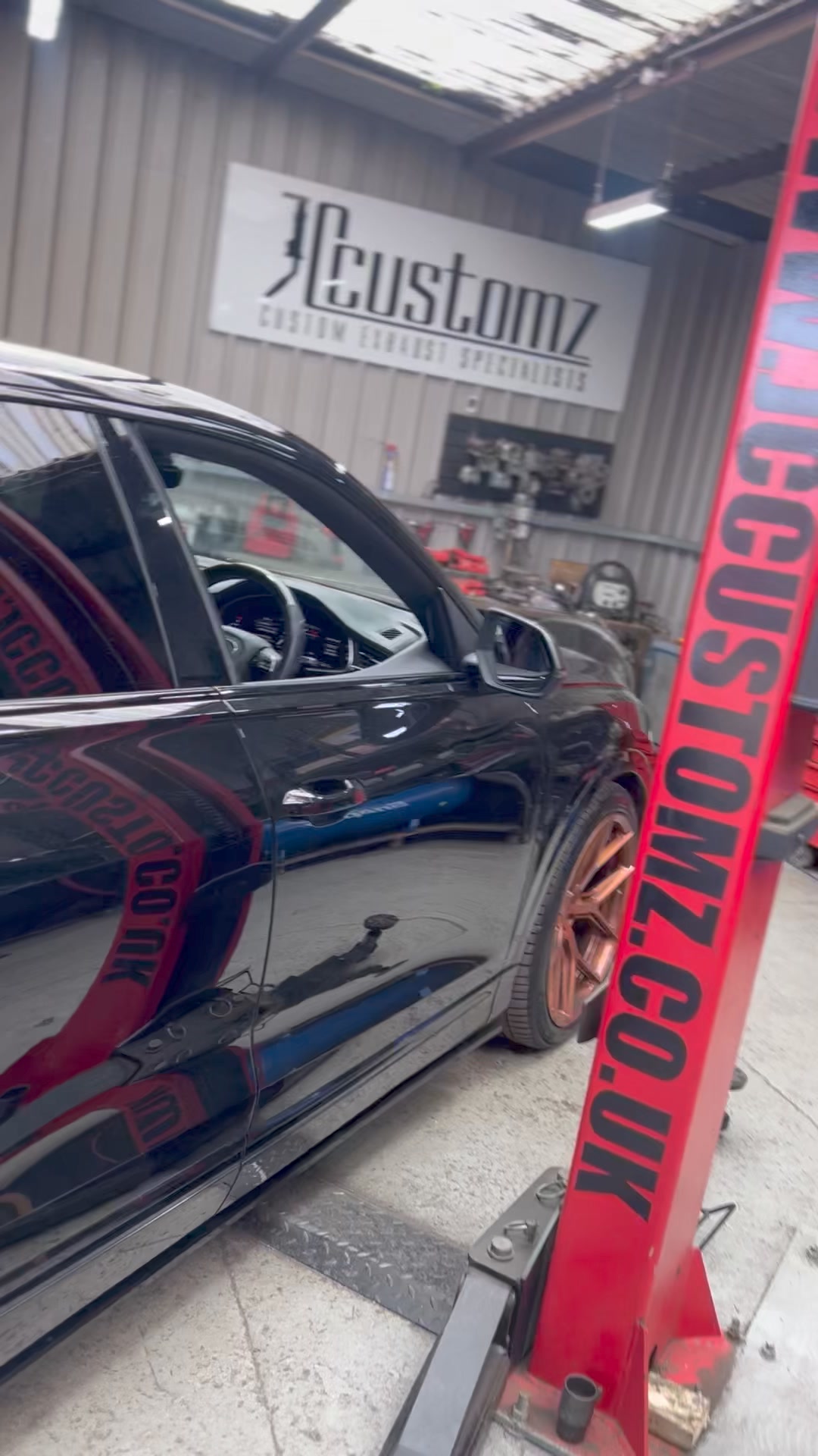 Jccustomz