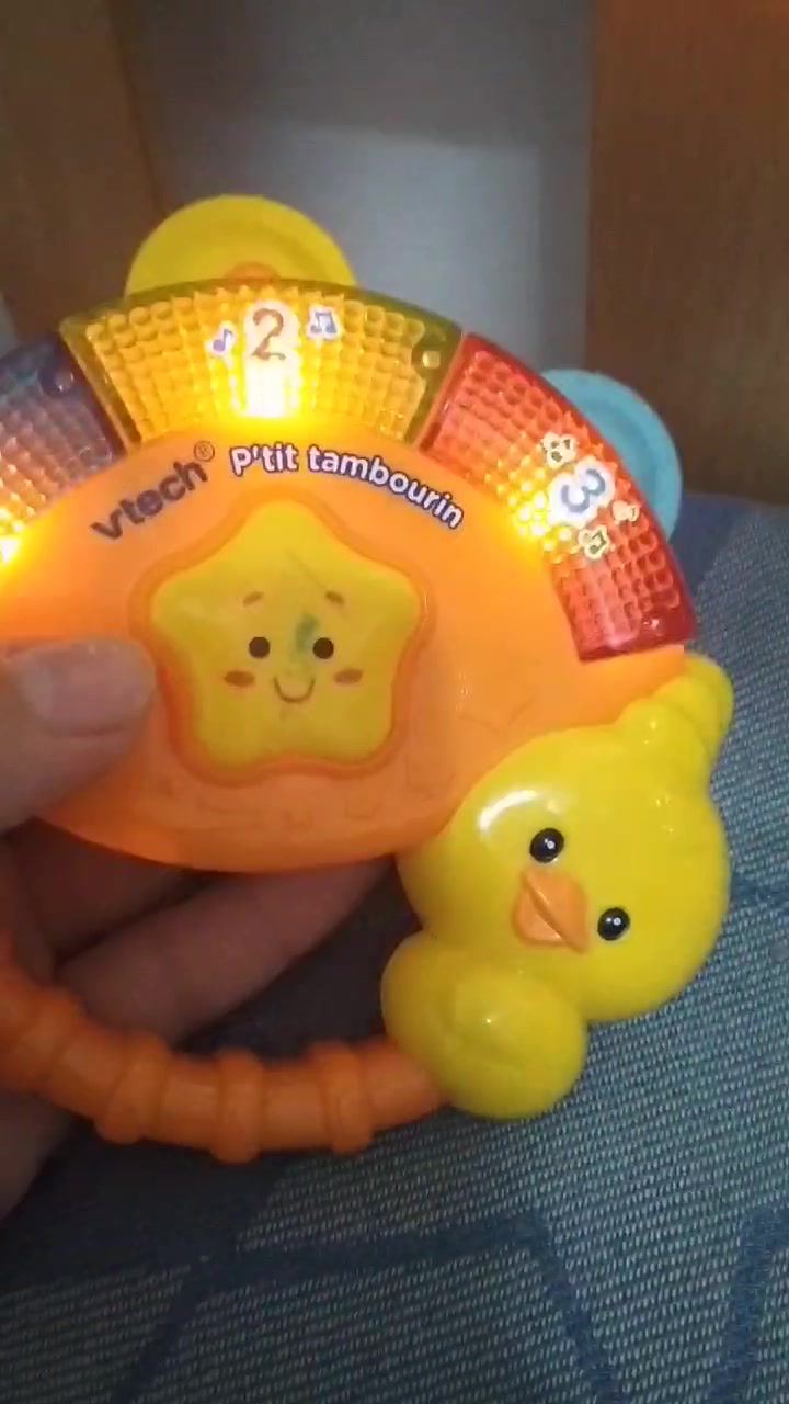 VTech Coffret P’tit Musicien Mes Premiers Instruments - Piano Lumineux, Tambourin Et Hochet Bébé