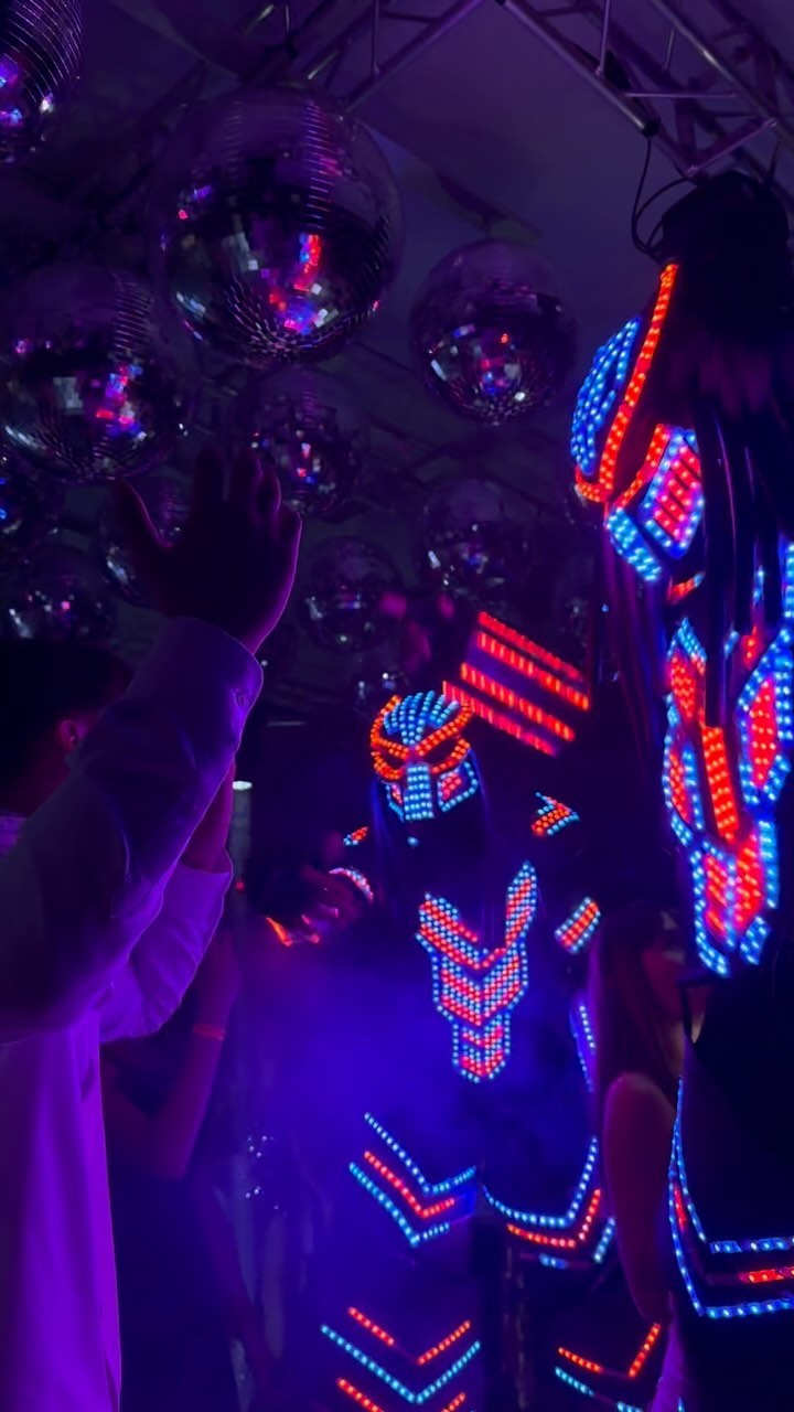 Predator wolf robot led