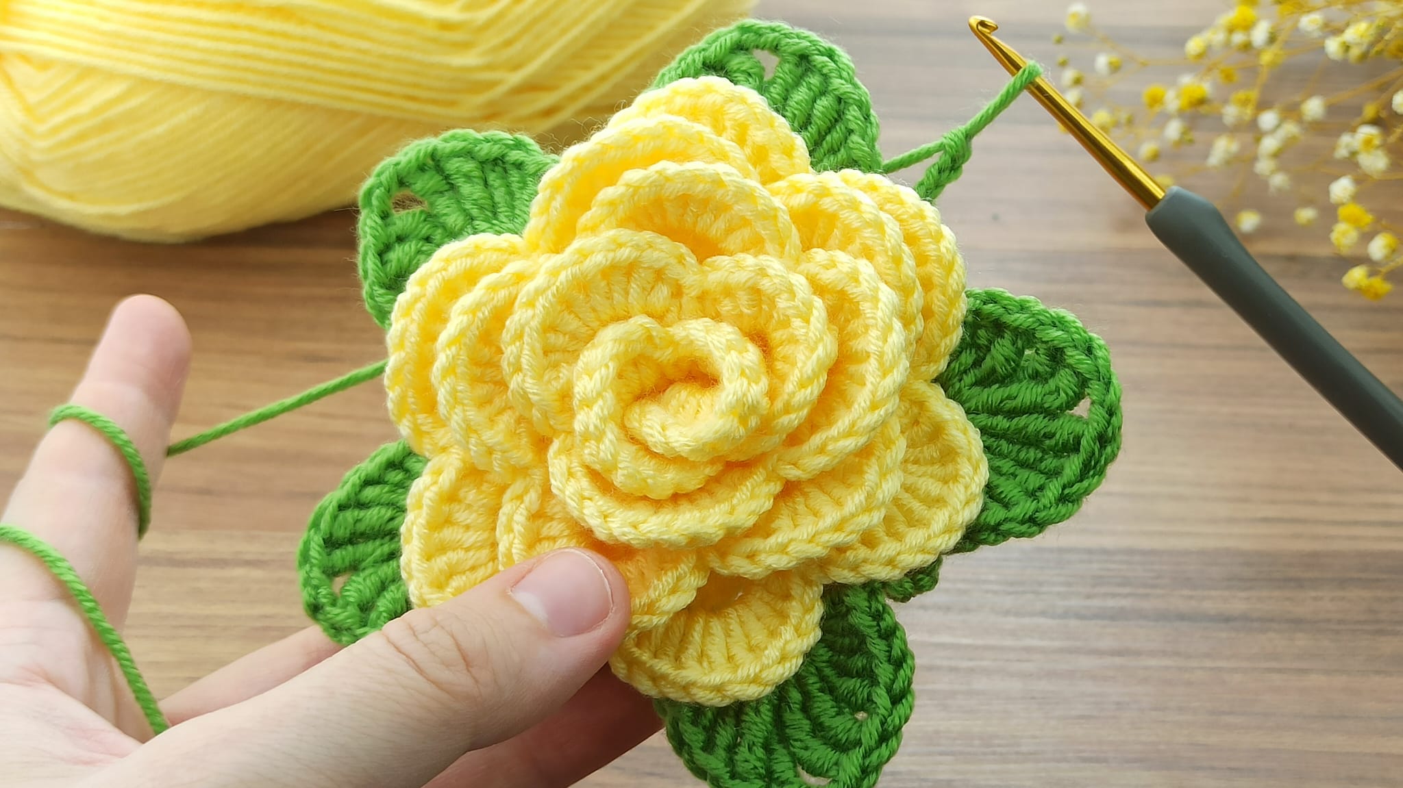 Wow Amazing~~☆you won't believe I did this / Very easy crochet rose ...