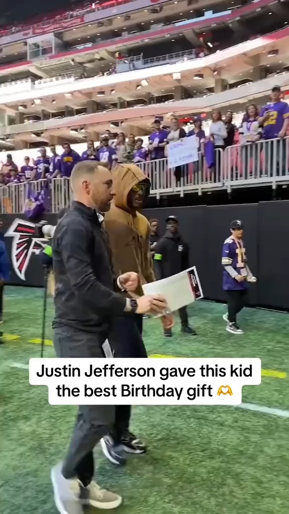 Definitely a birthday to remember 💜 (🎥: @NFL) | Minnesota Vikings on ...