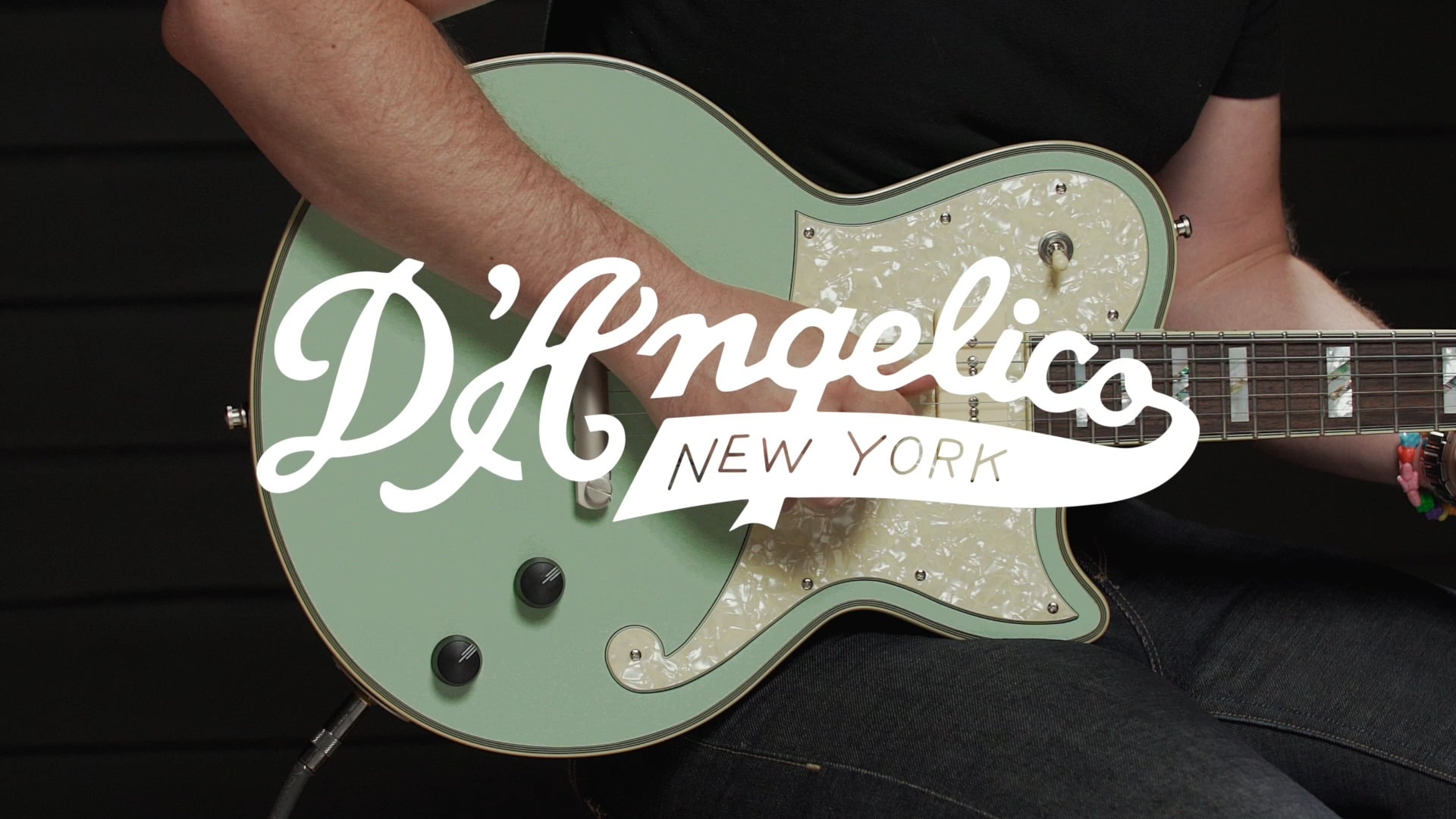 The Deluxe Atlantic Limited Edition is a powerful single-cutaway 