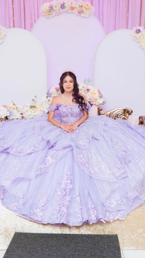 formal dress rental orlando Gracias por confiar en Renta Gown Boutique para ser parte de un momento tan especial e inolvidable. , Nos llena de alegría verlas brillar, sentirse como verdaderas princesas y celebrar sus 15 años con chiffon mother of the bride dresses