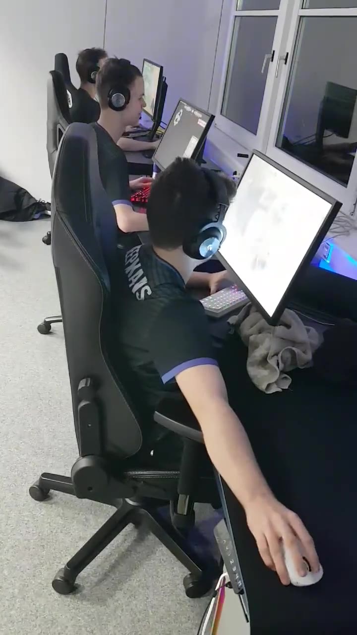 Propleier try hard kiểu | Chưa bắn Vlr kiểu này thì chưa go pro được ...