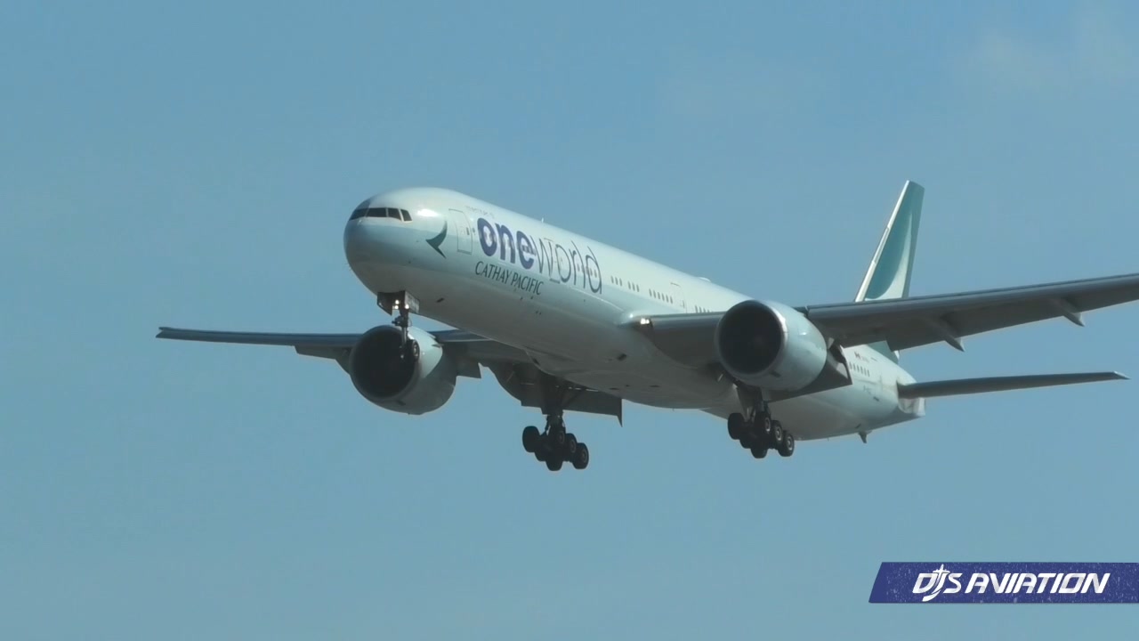 The Cathay Pacific Boeing 777 wearing the 'oneworld' titles seen