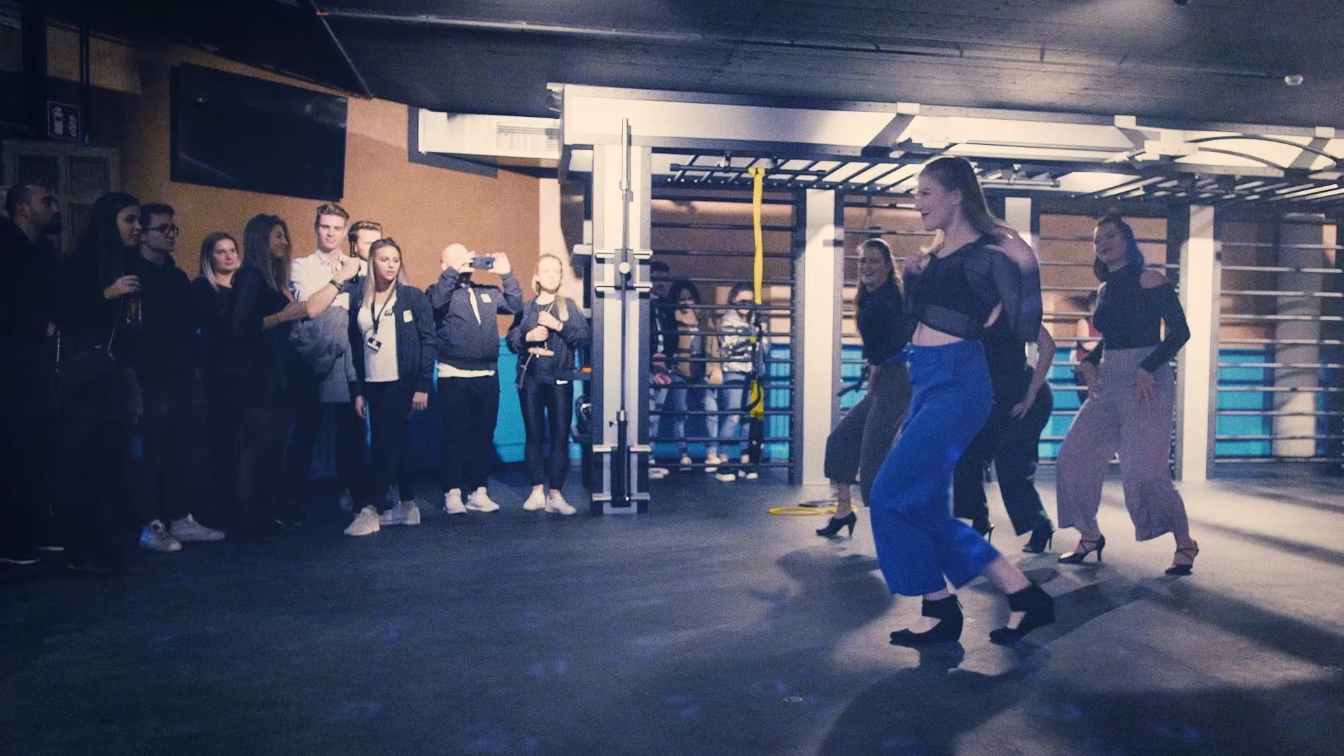 Grand Opening JOHN REED Fitness LINZ | Mit einem großen Knall haben wir ...