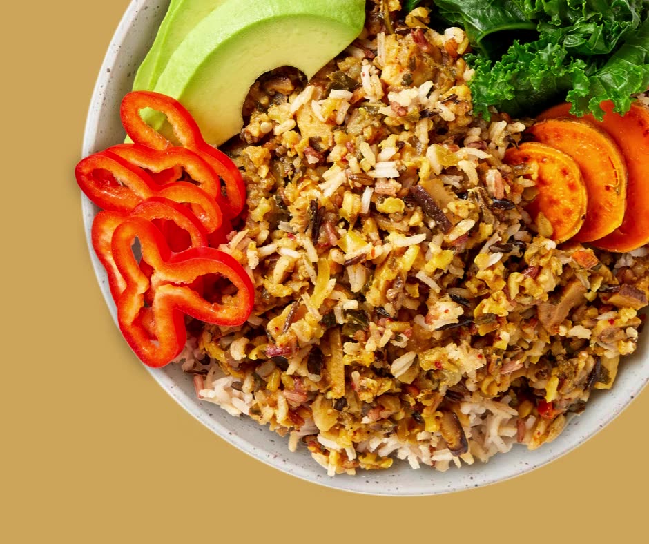 We are 100% Food. Quick and Easy 10 Minute Meals.✅, Poco Kitchen is a new quick-meal brand offering international dishes with non-GMO, organic, and 100% real food ingredients. , 👉Our Pork and Ginger