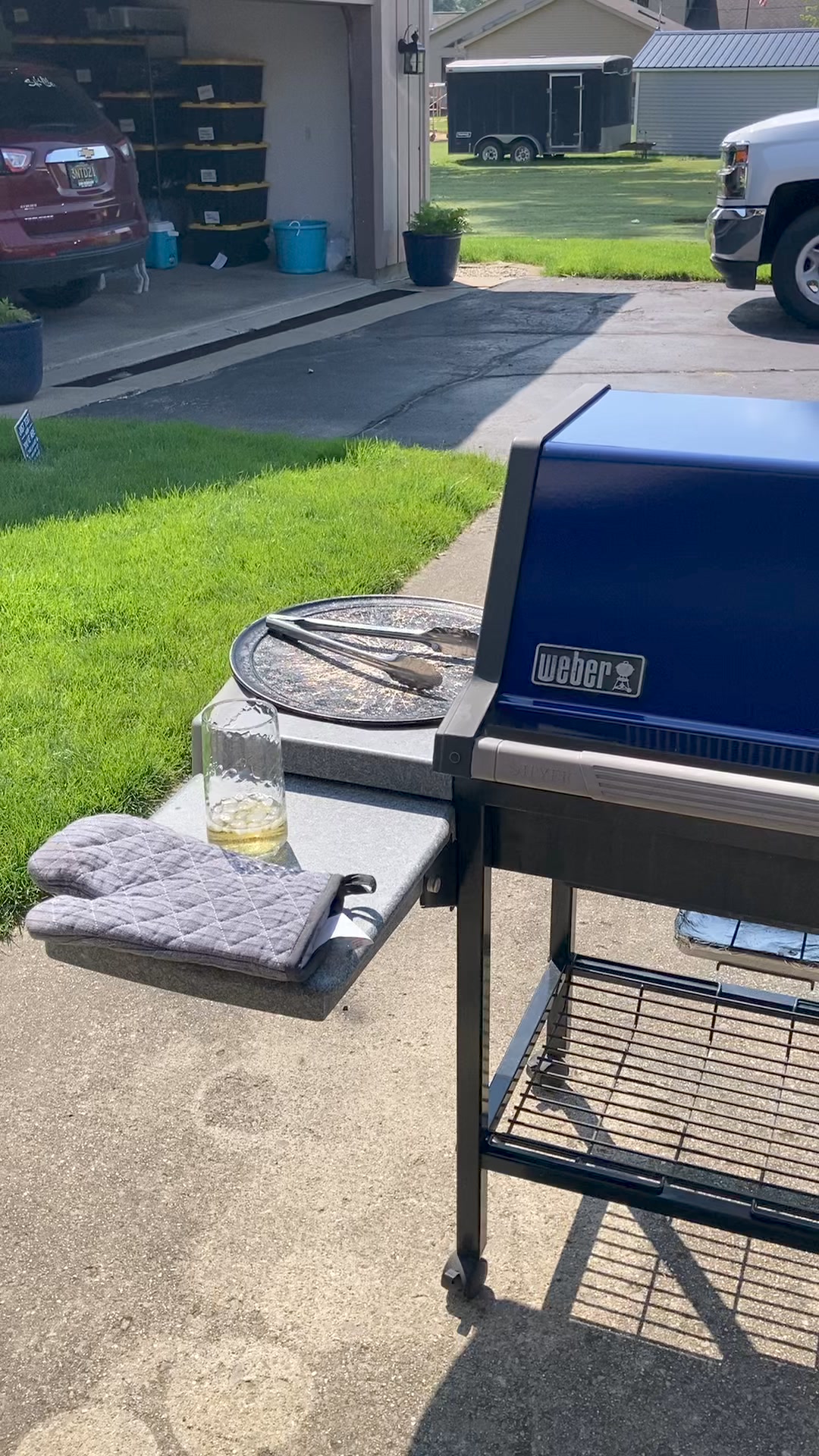 Weber Genesis II E-410 GBS Gasolgrill Smoke Grey
