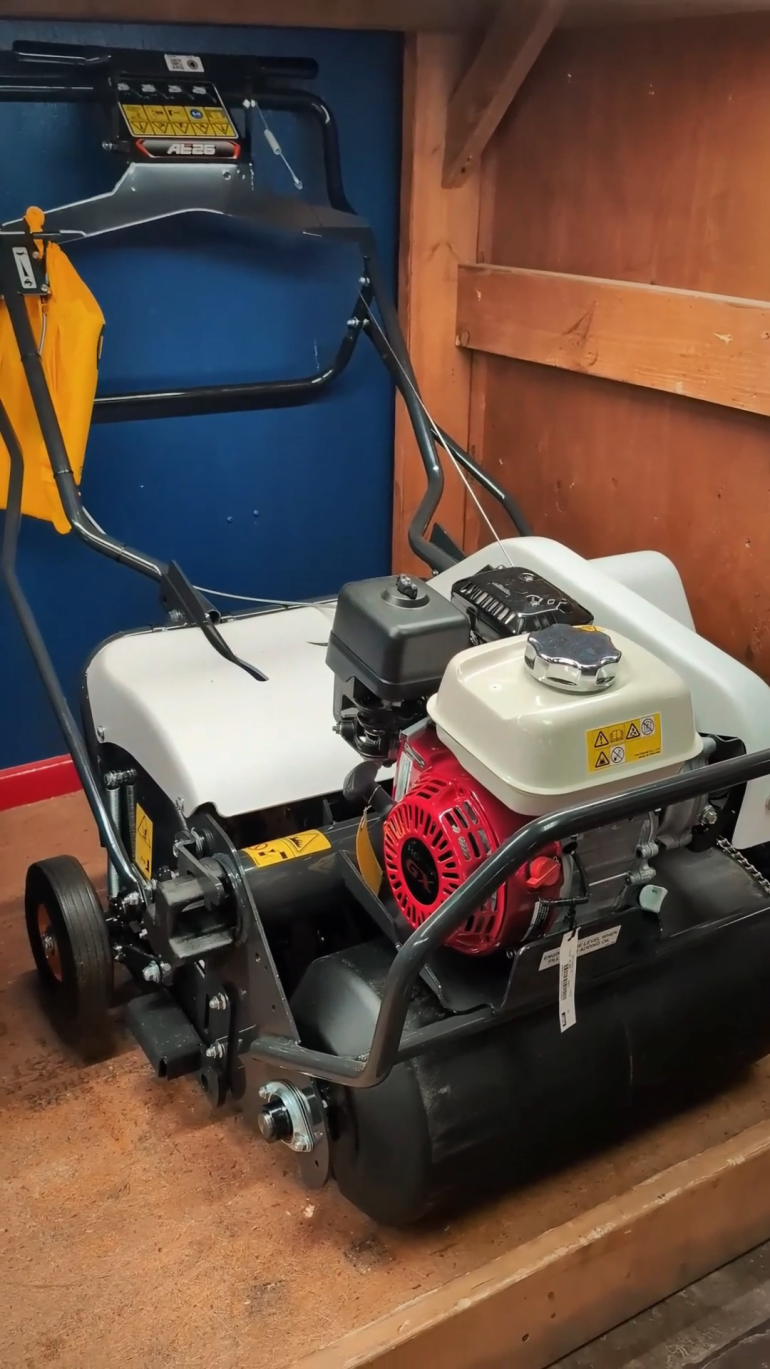 Bobcat Lawnaire V Aerator. Featuring Easy Steer Technology, the