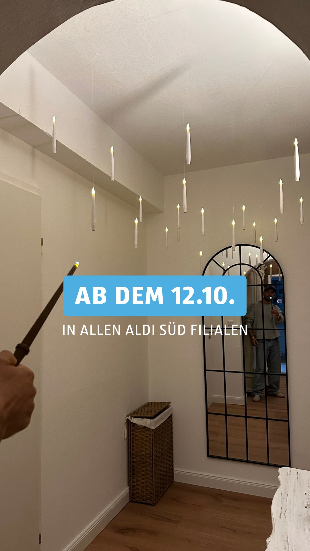 Egal ob für einen Film-Marathon 🎬, eine Halloween-Party 👻 oder einfach einen spooky Vibe 🌙 – diese schwebenden Kerzen sind alles, was du brauchst. 🕯️, Ab dem 12.10. in allen ALDI SÜD Filialen. 🛒,