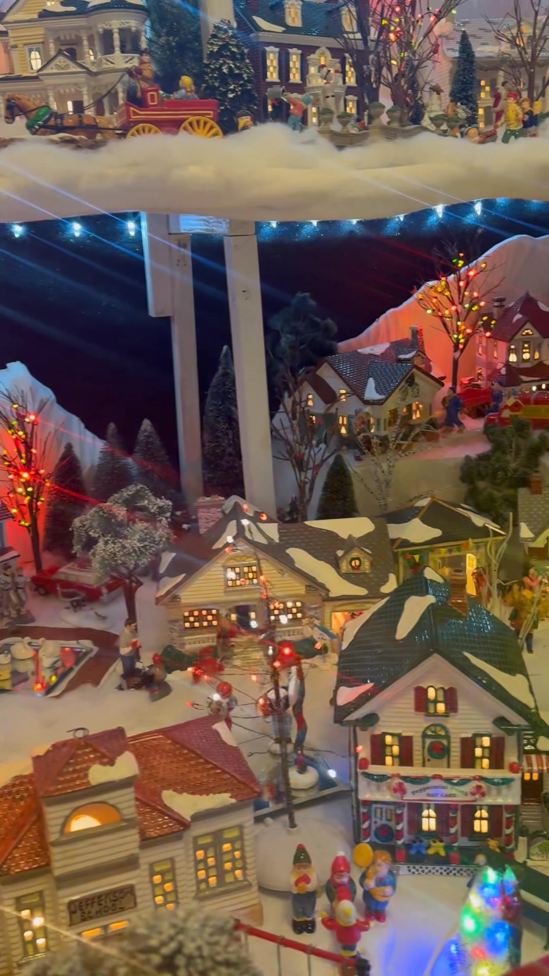 Department 56 Snow Village Cathedral Church was introduced in Dec