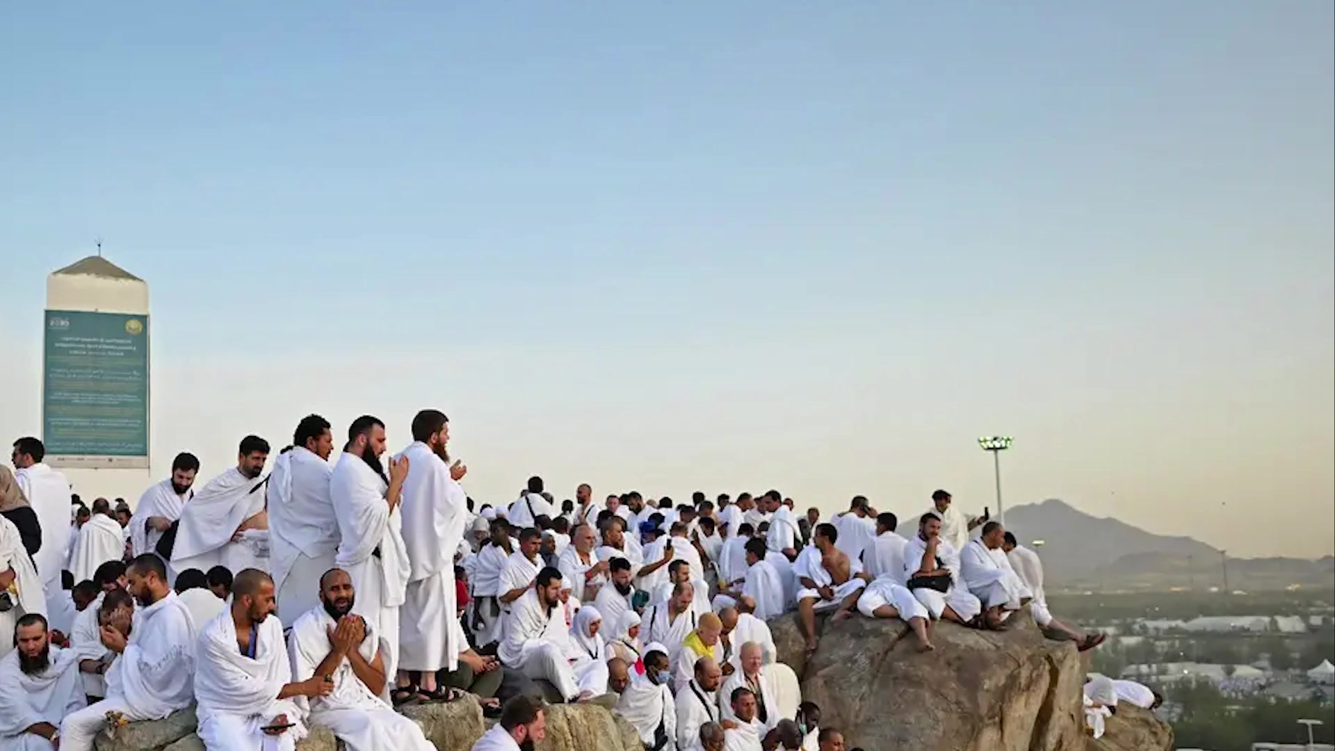Fursad dahabi ah oo marla'arag ah ayay maanta haystaan,Anaga dhana aan ...