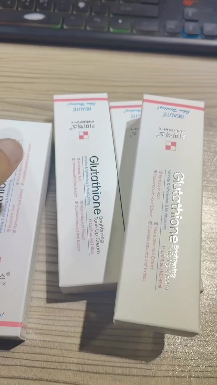 glutathione kem Beaute cream | Maam K-Beauty Hydroxy B12 - 1 gluta one whitening serum Size:32 oz - BactiMAX+ Natural Clarifier