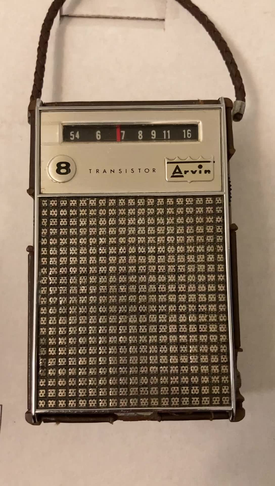 Listening to WSM-Nashville on 1964 Arvin 8 transistor pocket radio
