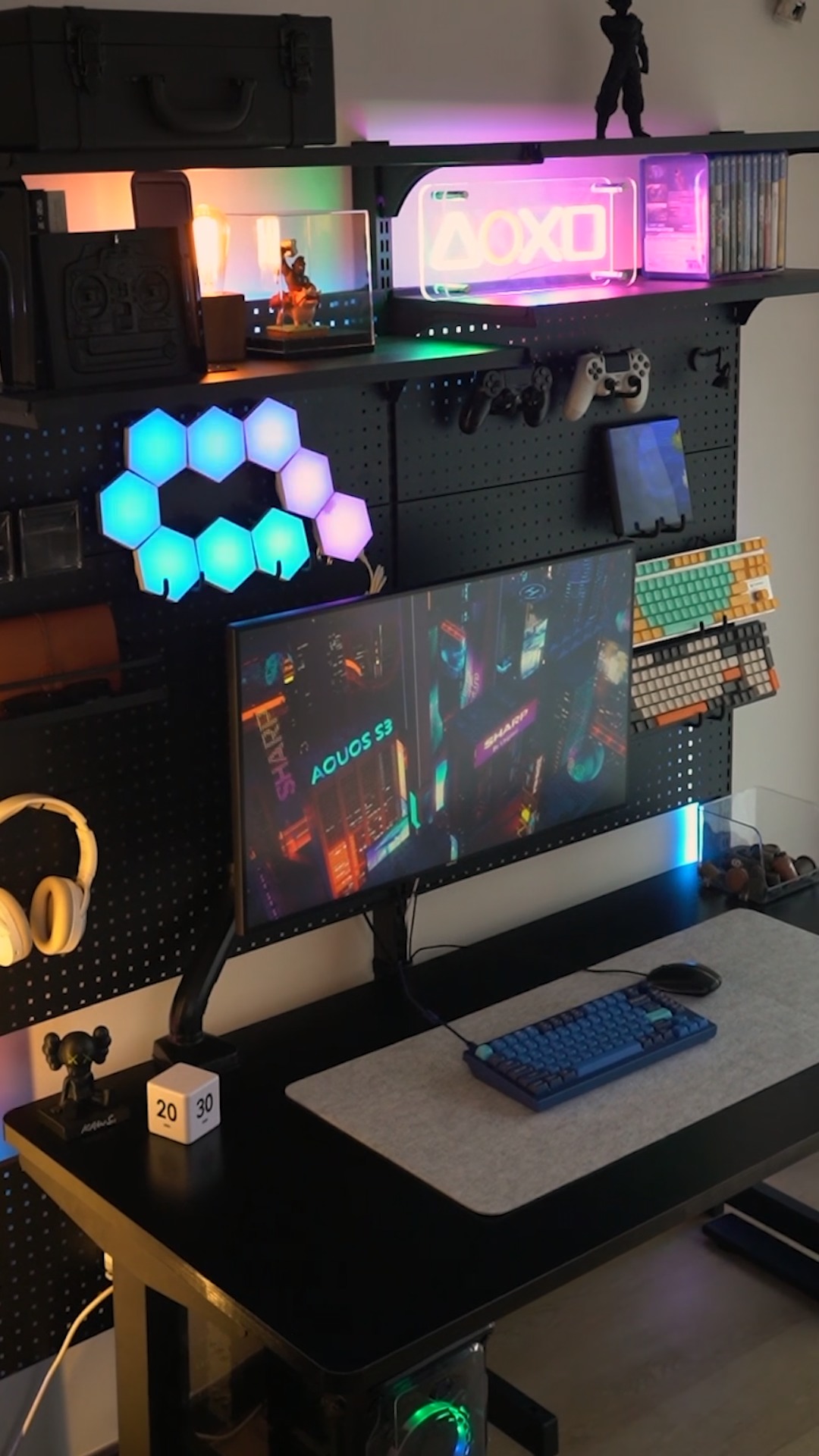 Bộ kệ Module Pegboard 9Space có thể setup cho bất cứ mẫu bàn nào mà bạn ...