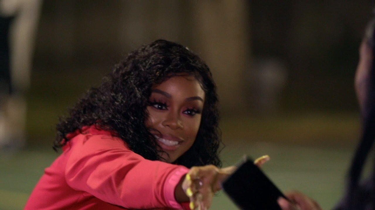 Vh1 Nikki Natural Stole From Sukihana Lhhmia 304 Highlight Facebook .who is in a violent feud with her assistant alvin, and her cousin joy, who is trying to find closure sukihana joins the cast in season three, which chronicles her struggles to be taken seriously as an. nikki natural stole from sukihana lhhmia 304 highlight facebook