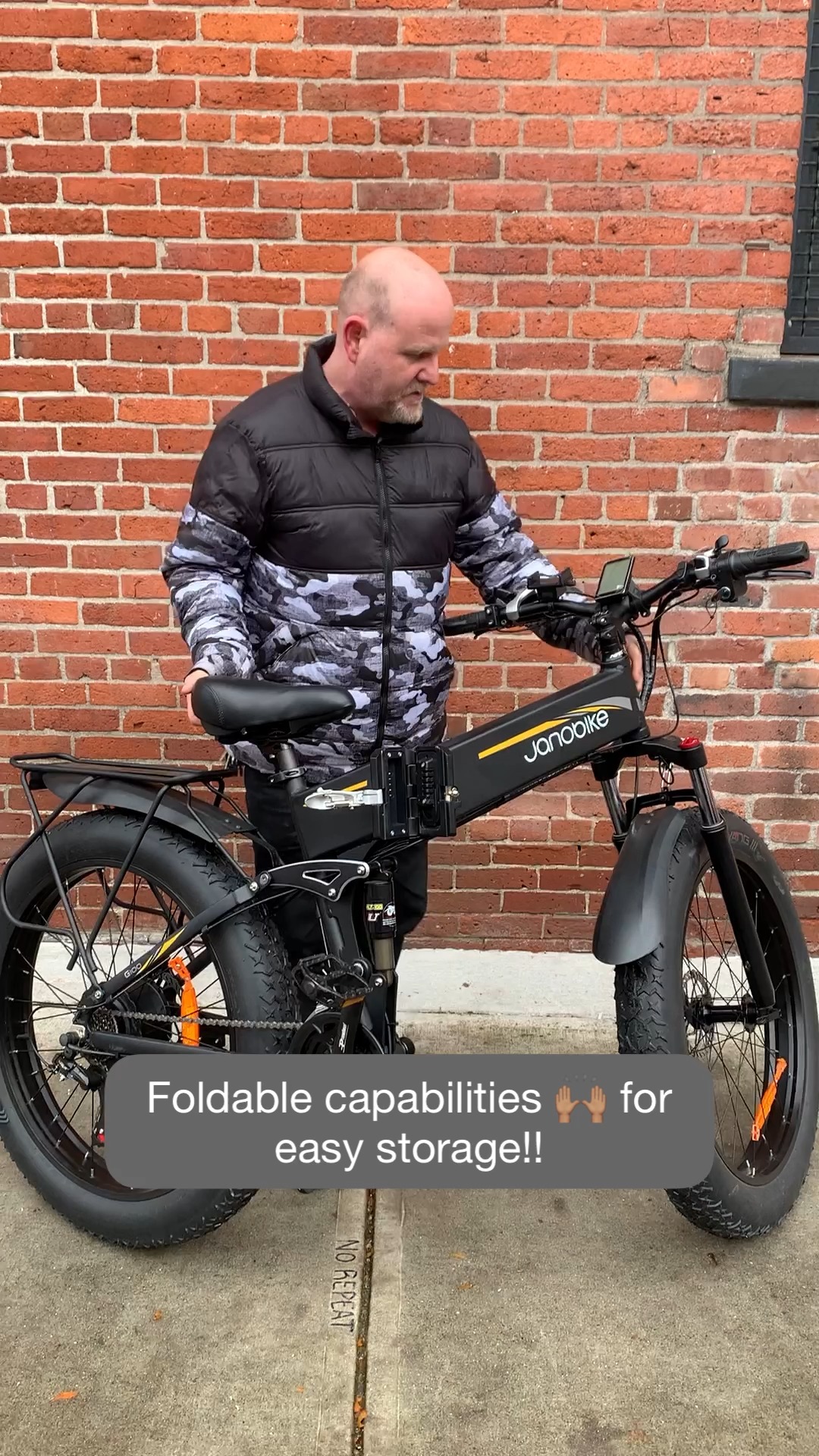 vroom electric bicycles Roamer Mid Drive Torque Sensor Cruiser eBike, 350W Mid-Drive / Champagne Gold Discover the Emove RoadRunner V2 at ezbike Canada Trax Whim iQ Electric Cruiser