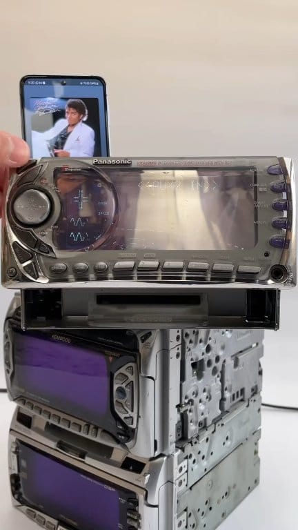 Panasonic Strada CN-RS02D Japanese Car DVD player DVD Video Fm 90