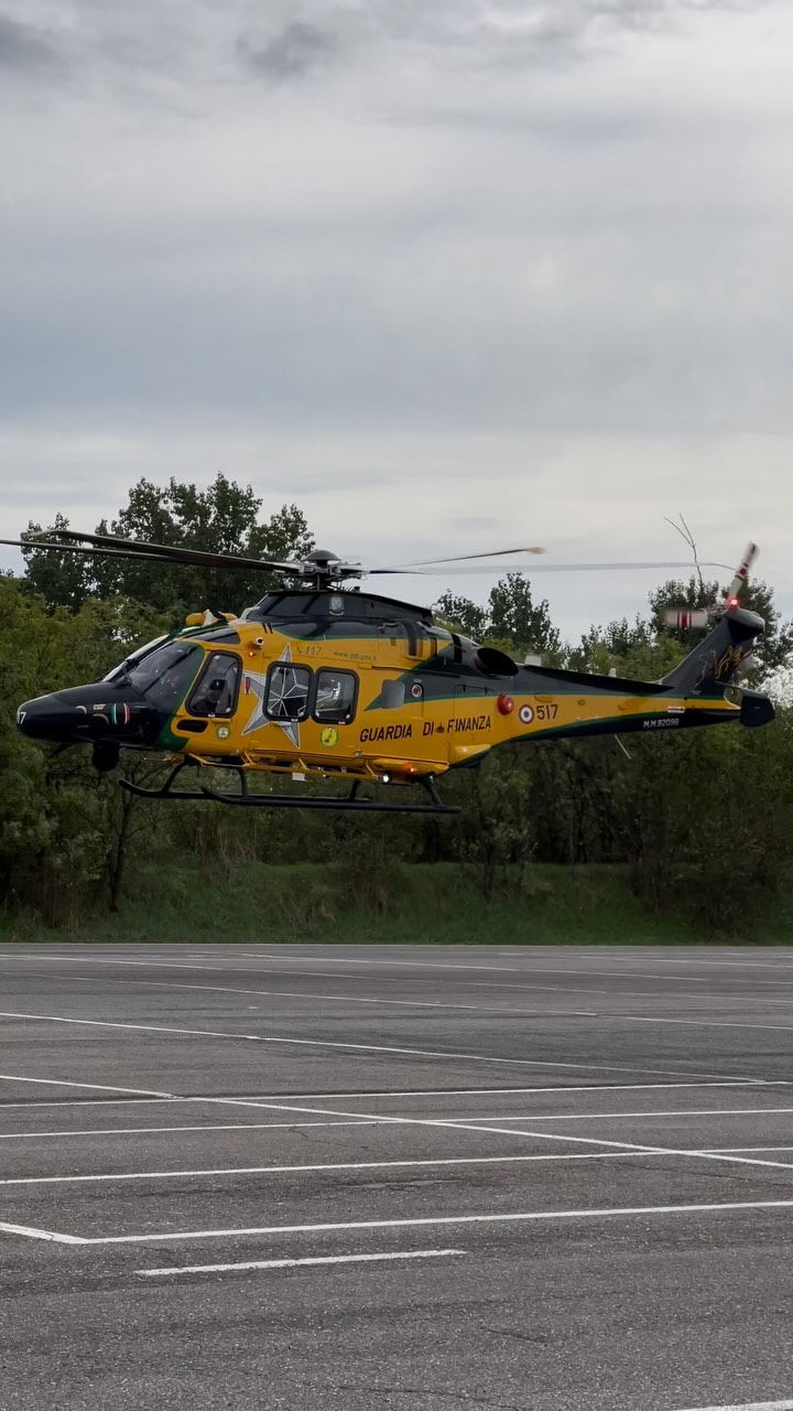H145 I-LMBD @avincisglobal #elisoccorso #elisoccorsobergamo #elibergamo ...