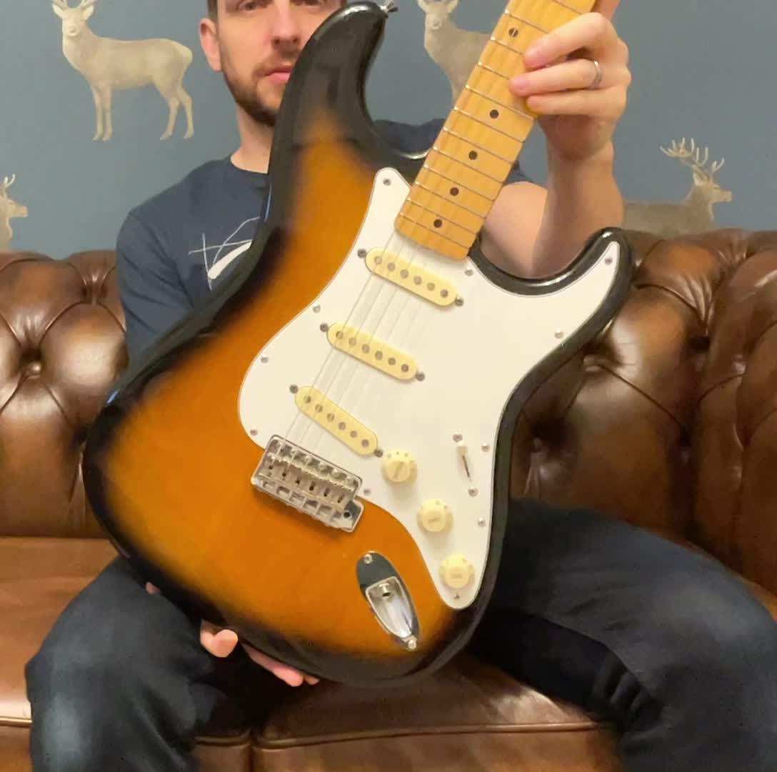 1997 Fender Japan ST-54 DEX2 Stratocaster - Sunburst - Trades